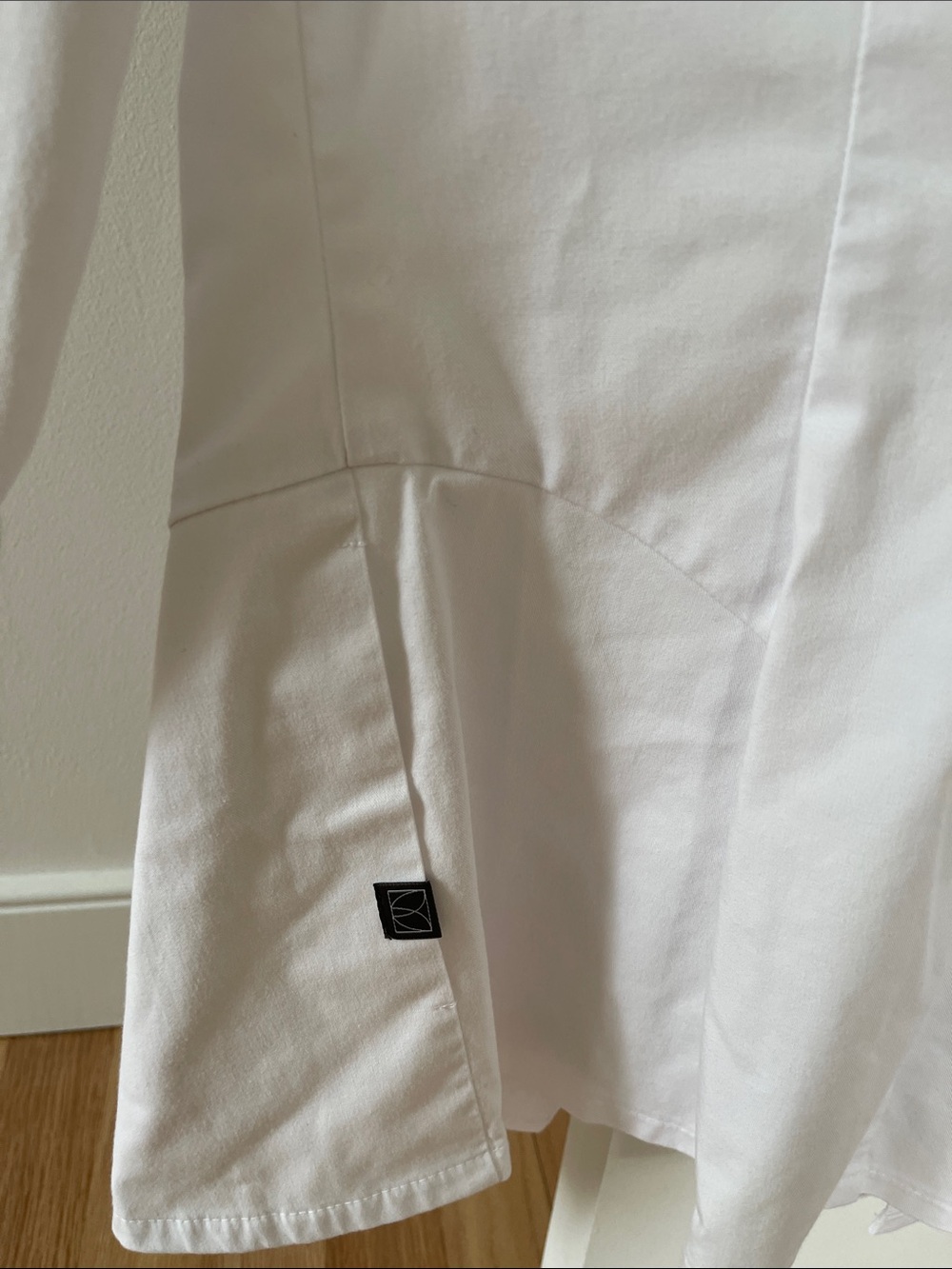 Scrub top - white women’s black Button Scrubs Jacket size XS - Picture 6 of 6